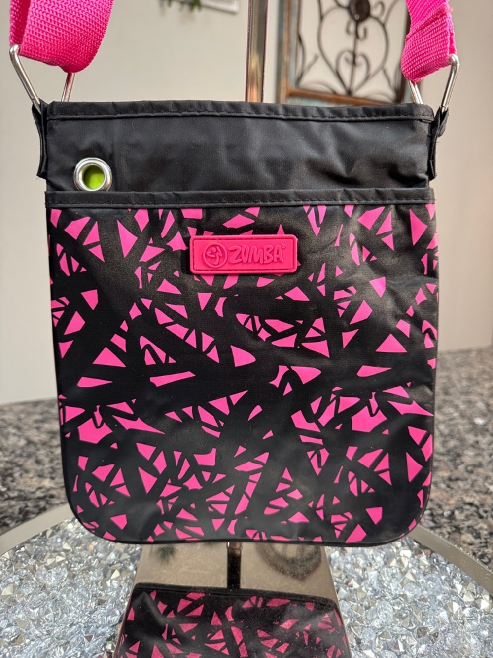 Zumba Fitness nylon Black and Pink Patterned Crossbody Bag NWOT